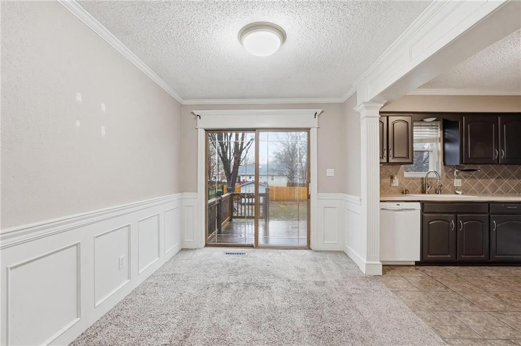 613 Philip Street — photo 10