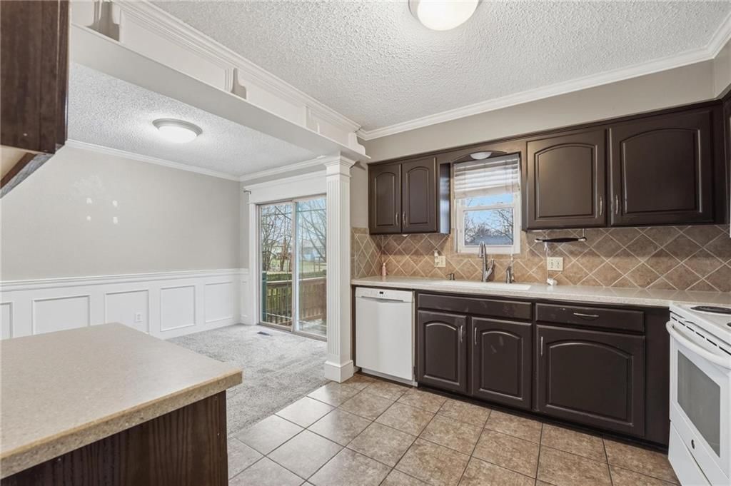 613 Philip Street — photo 12