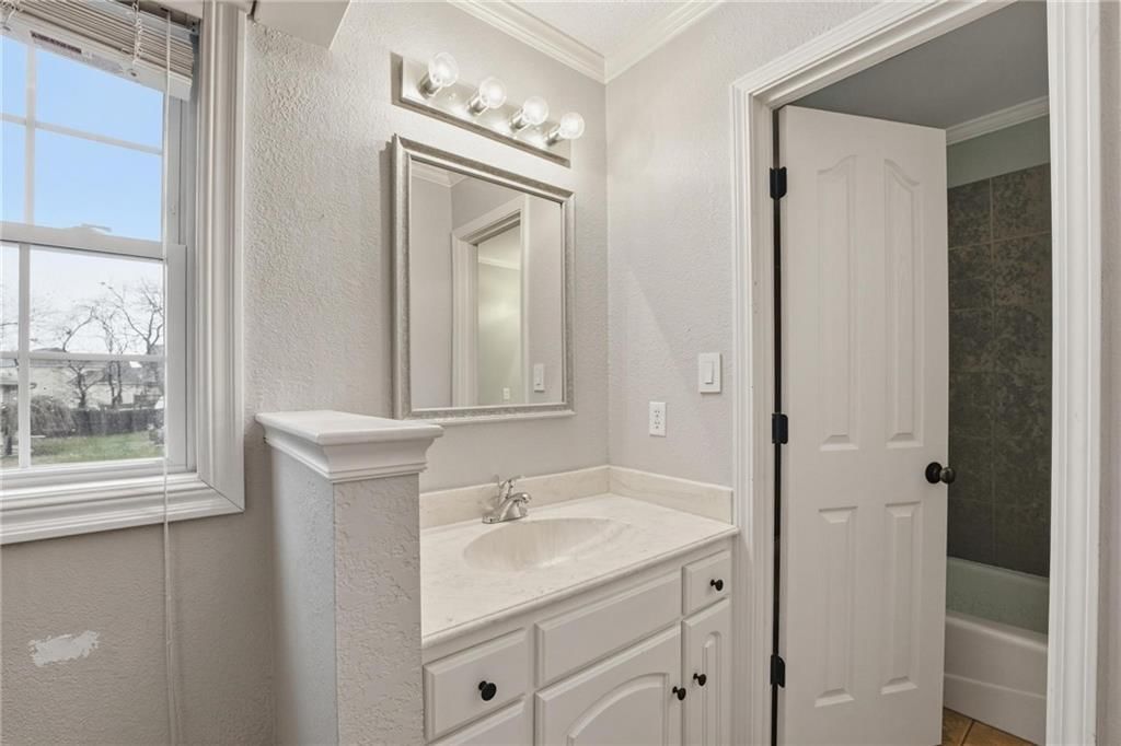 613 Philip Street — photo 18