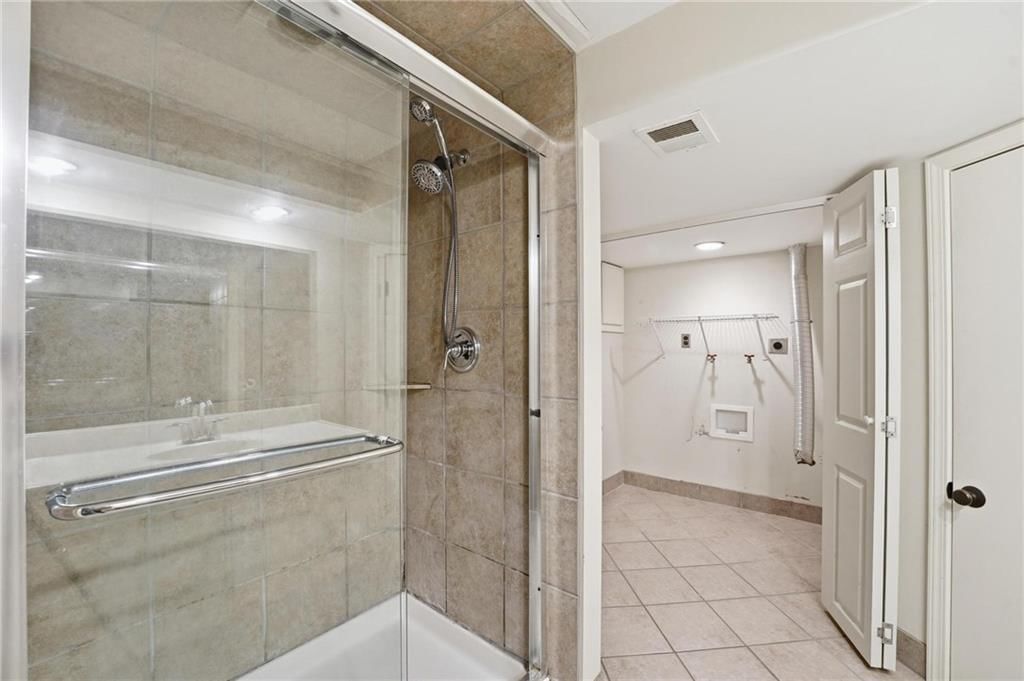 613 Philip Street — photo 28