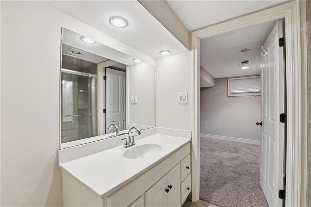 613 Philip Street — photo 29