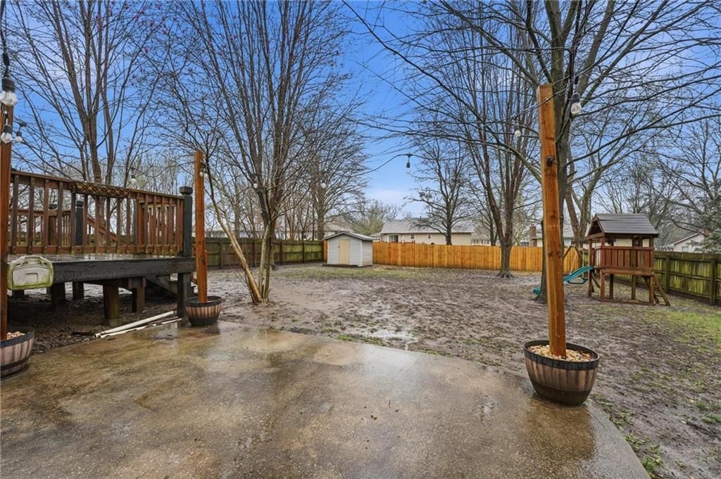 613 Philip Street — photo 33