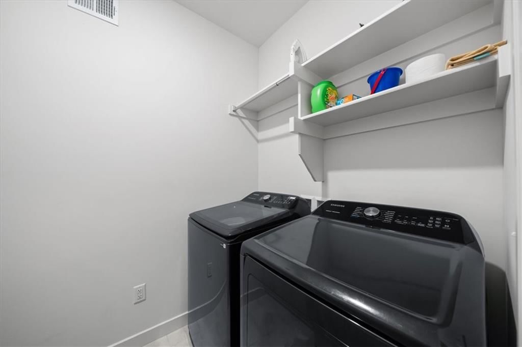 10715 N Fisk Avenue — photo 18