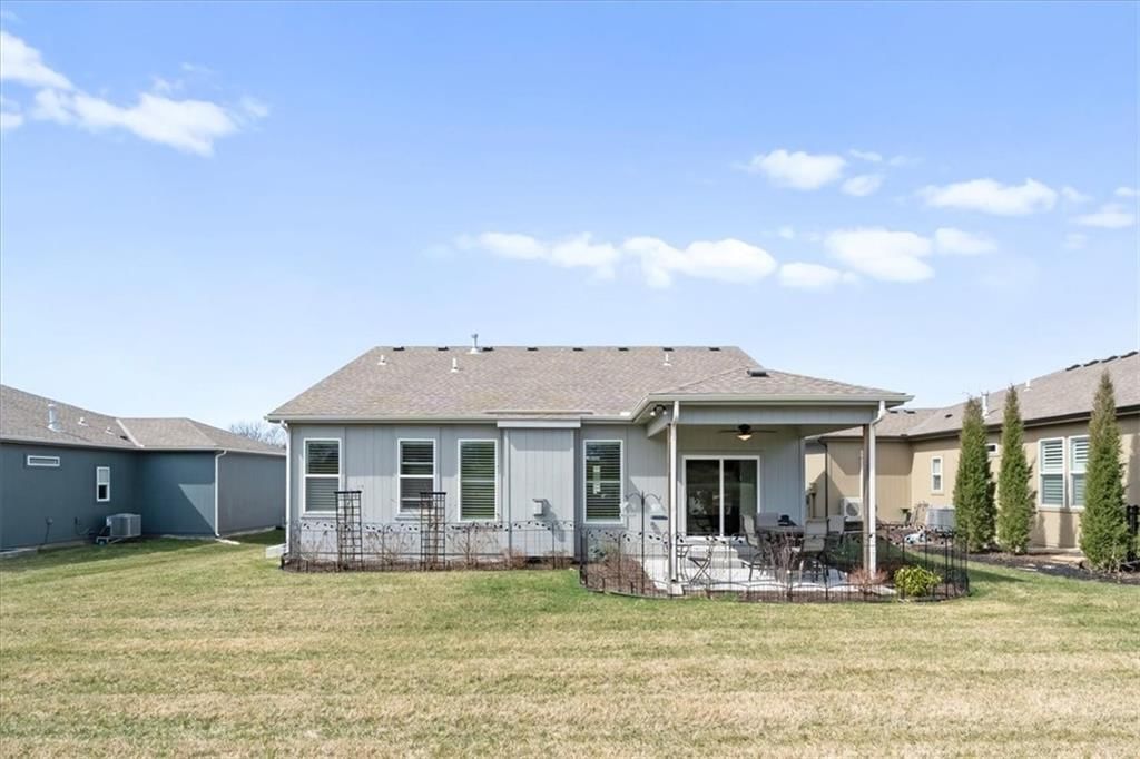 10715 N Fisk Avenue — photo 25