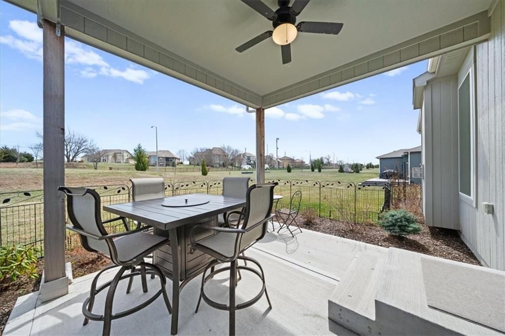 10715 N Fisk Avenue — photo 27