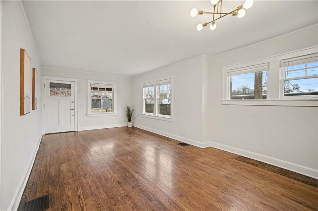 1025 E 76th Street — photo 13
