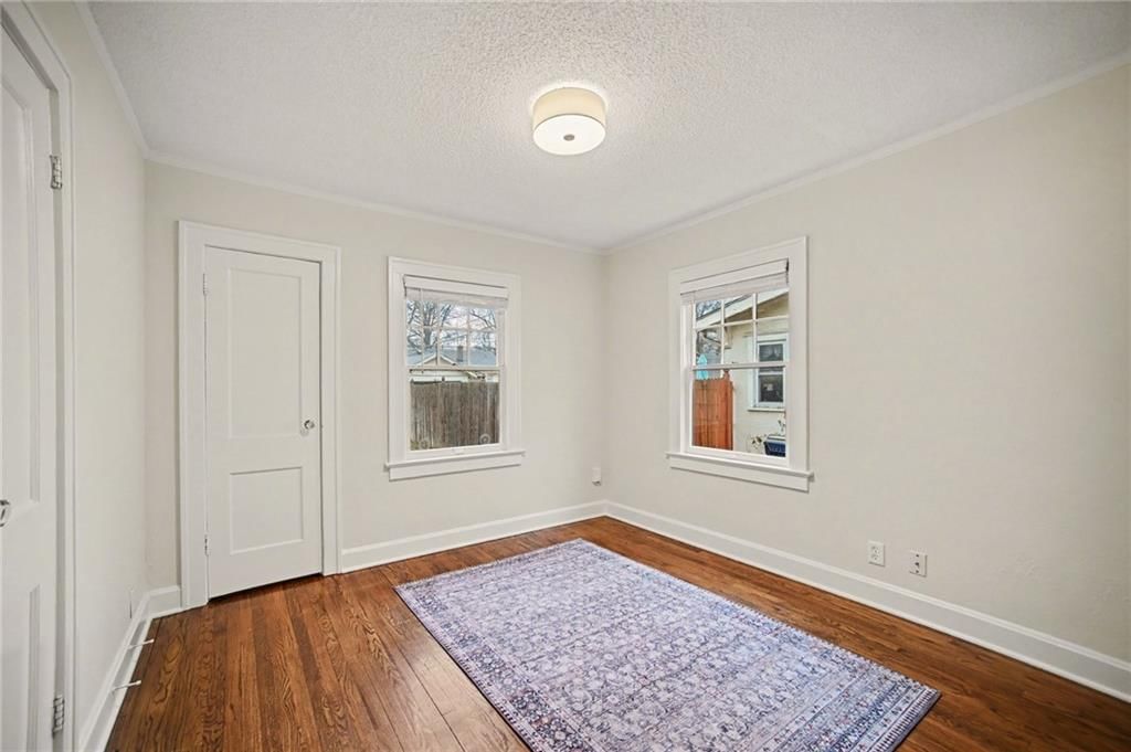 1025 E 76th Street — photo 15