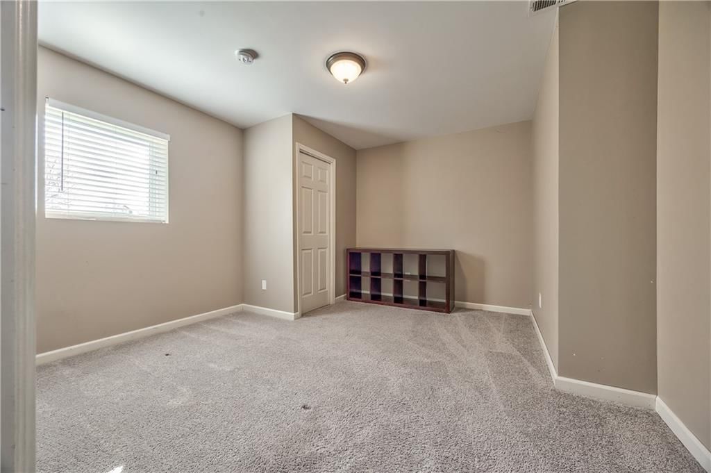 2844 W 143RD Terrace — photo 27