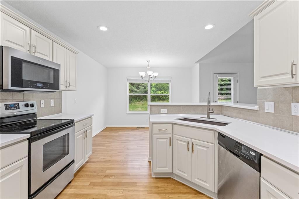 5021 NW Flintridge Road — photo 8
