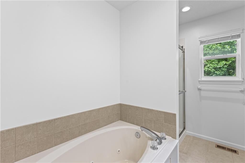 5021 NW Flintridge Road — photo 15