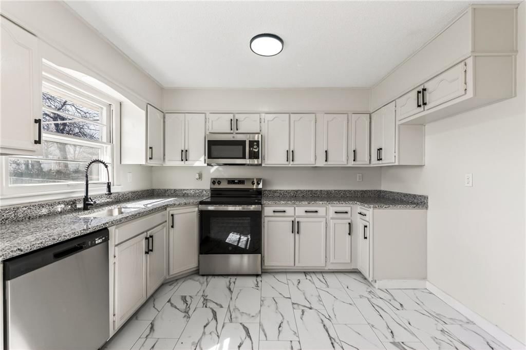 9005 E 84th Street — photo 11