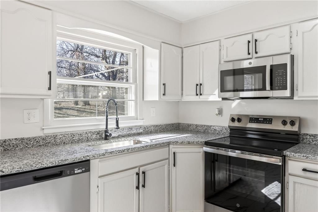 9005 E 84th Street — photo 12