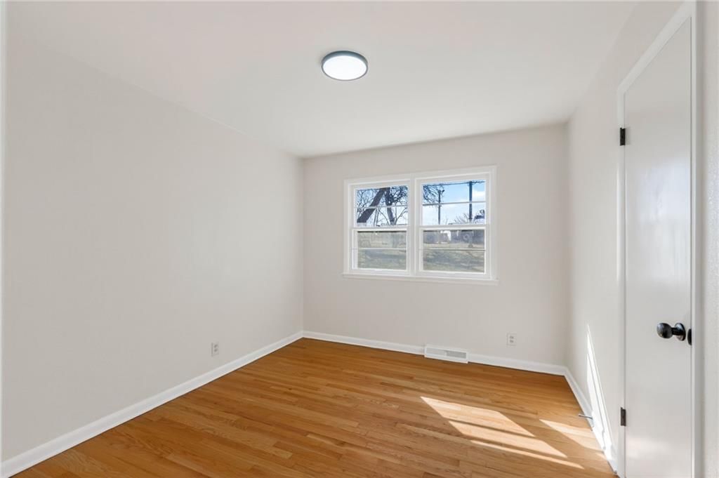9005 E 84th Street — photo 13