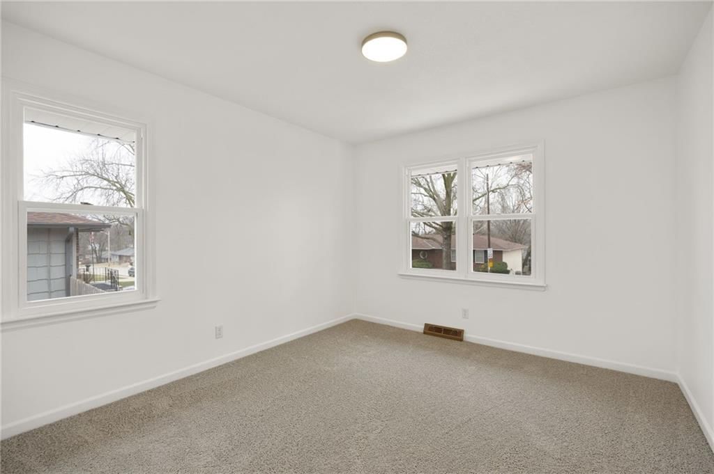 2431 N 73rd Place — photo 27