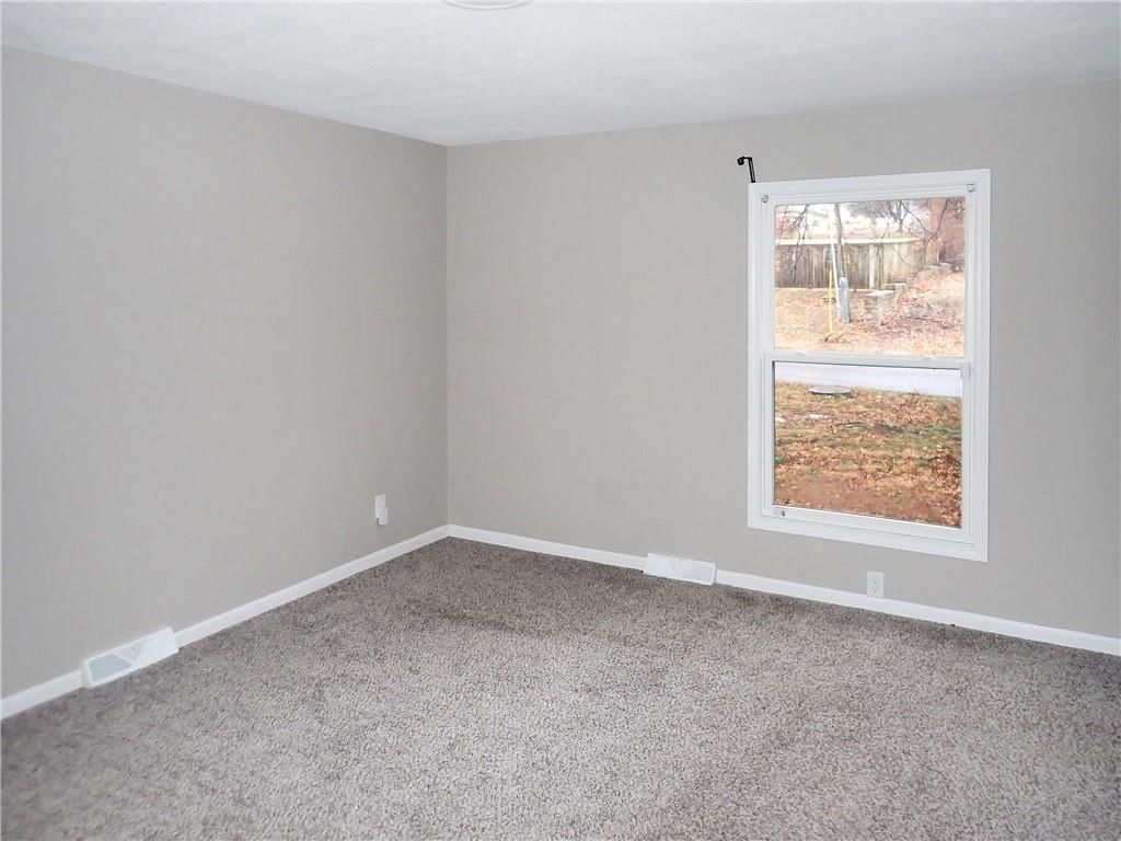 5307 Lewis Avenue — photo 12