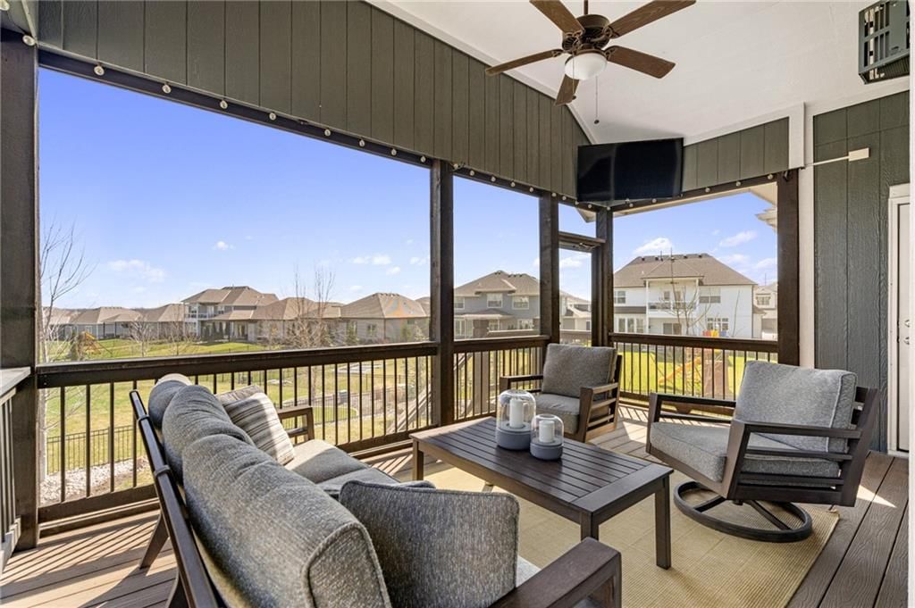 16625 Hardy Street — photo 17