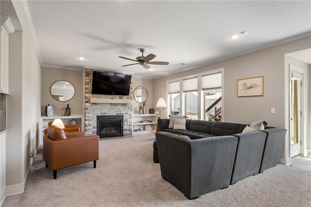 16625 Hardy Street — photo 32