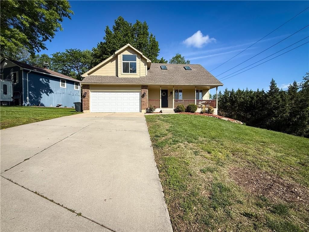 3221 NW Shannon Drive — photo 2