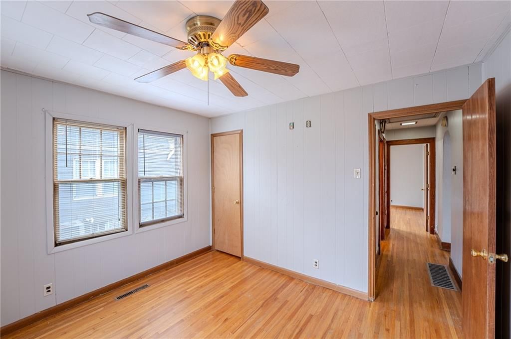 718 S Lafayette Avenue — photo 13