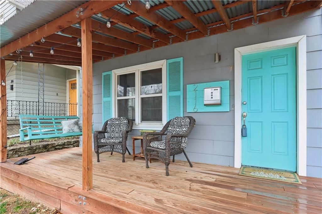 2116 Elma Street — photo 3