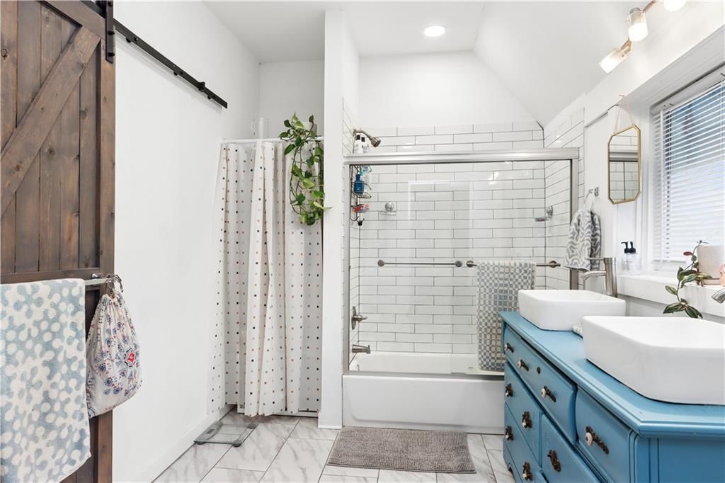 2116 Elma Street — photo 18