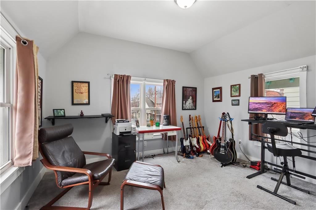 2116 Elma Street — photo 19