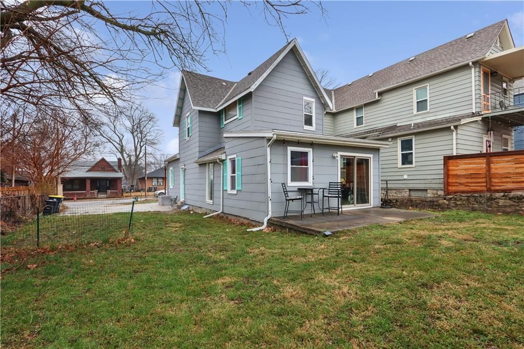 2116 Elma Street — photo 21