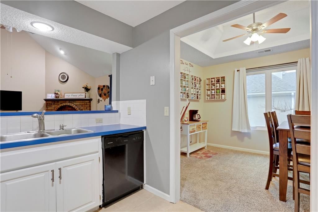 13825 W 58th Terrace — photo 6