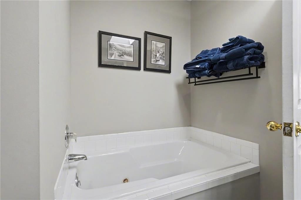1315 S Red Bud Street — photo 25