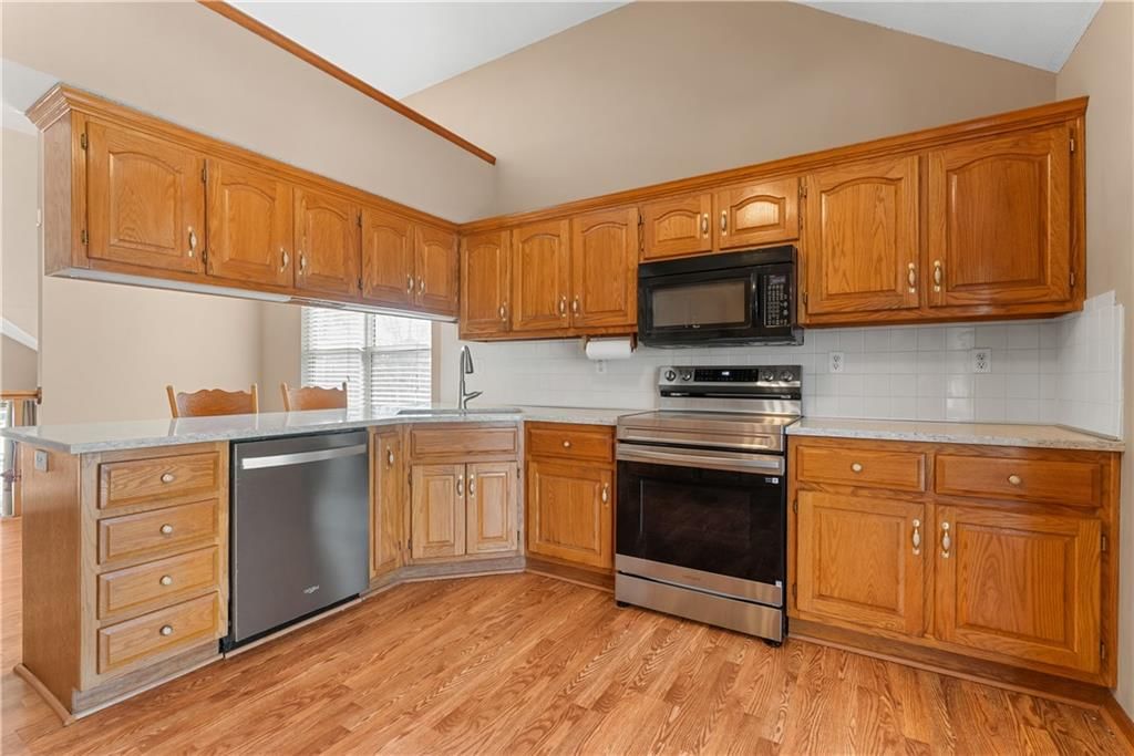 3304 S Cochise Avenue — photo 12