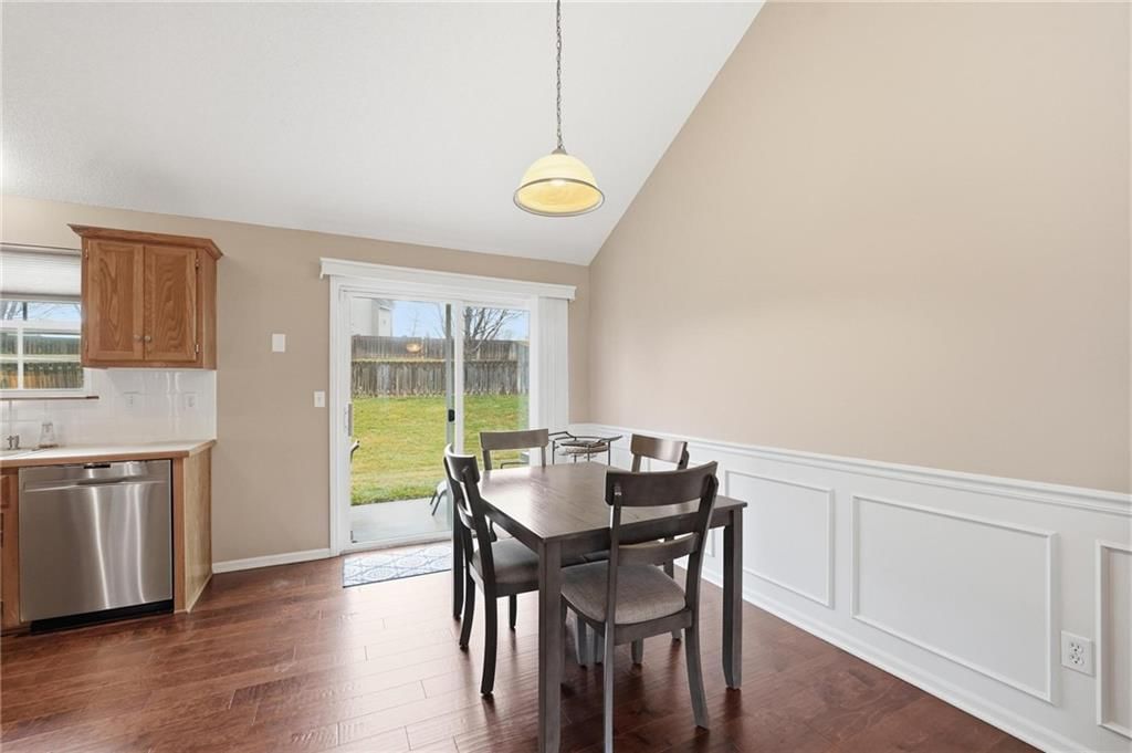 10312 N Cypress Avenue — photo 6