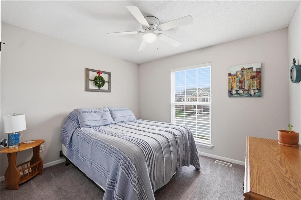 10312 N Cypress Avenue — photo 13