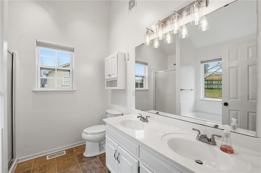 10312 N Cypress Avenue — photo 19