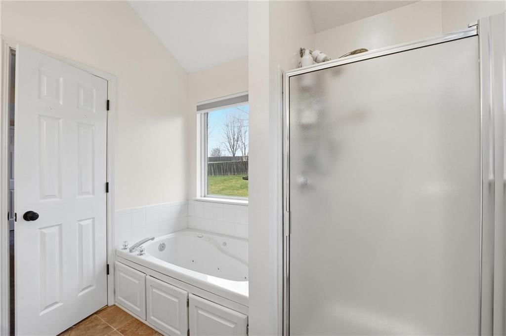 10312 N Cypress Avenue — photo 20