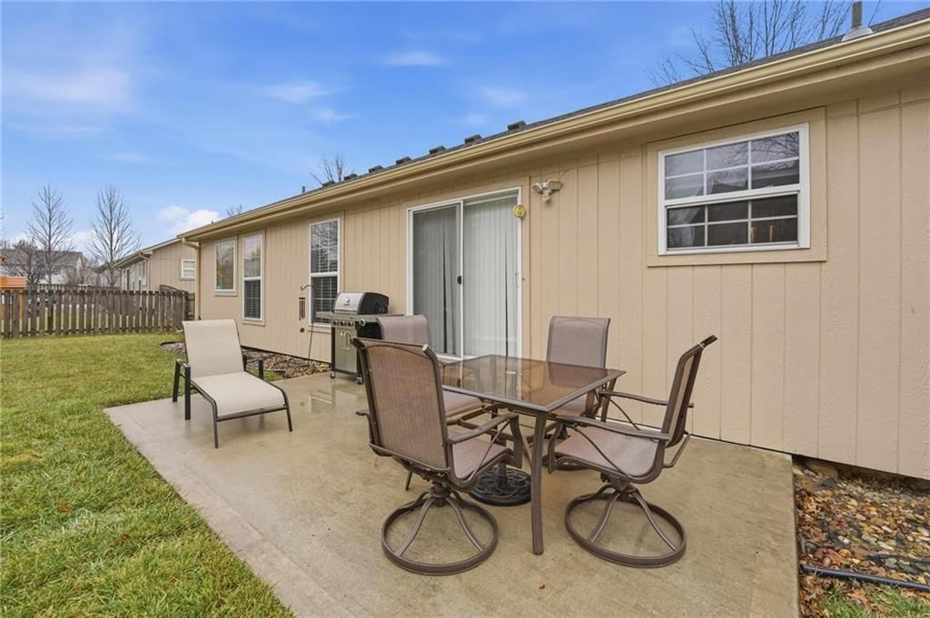 10312 N Cypress Avenue — photo 27