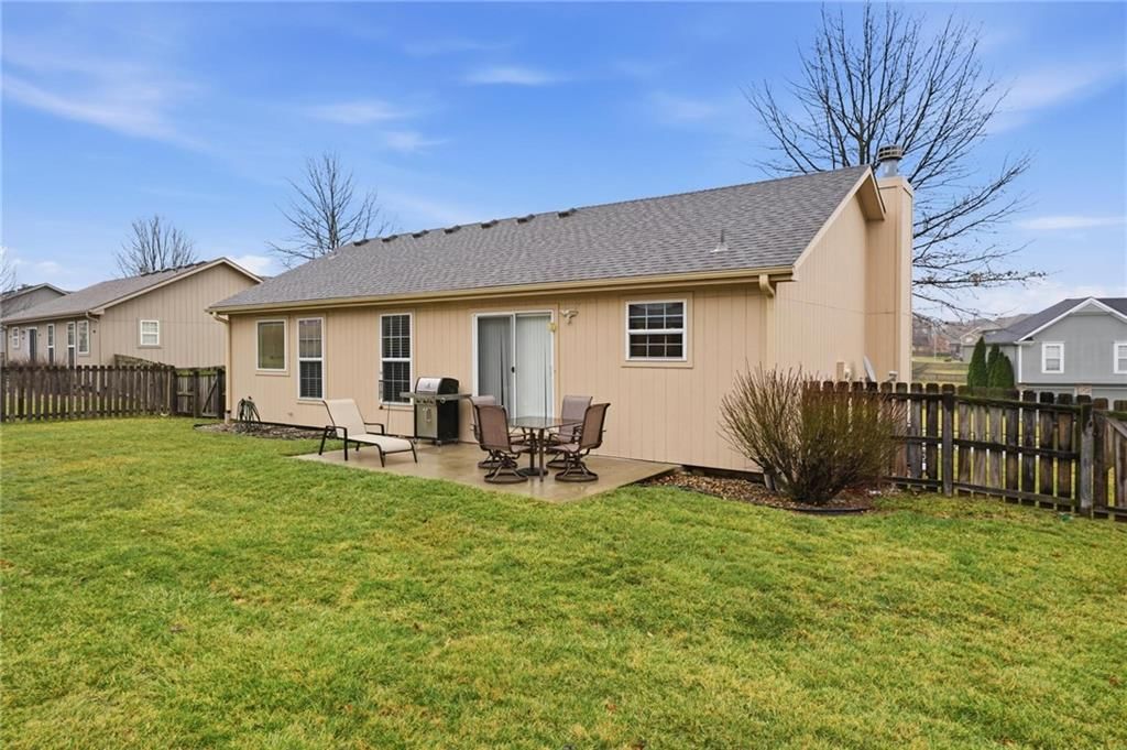 10312 N Cypress Avenue — photo 28