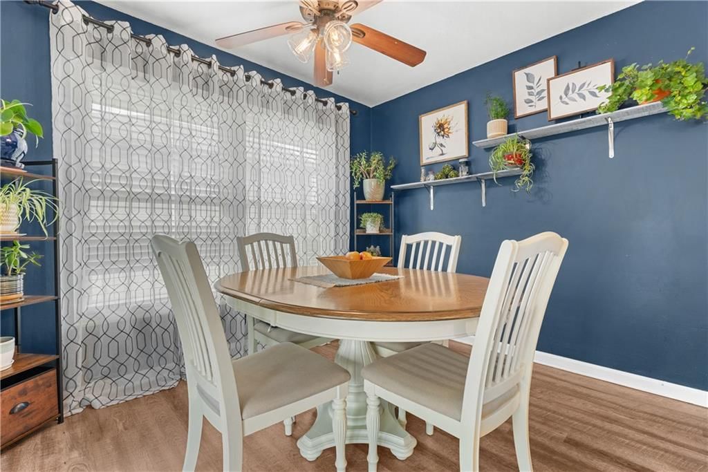 508 NE STONEWALL Drive — photo 14