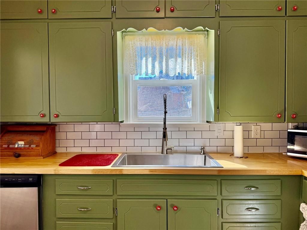 924 W 3rd Street — photo 11