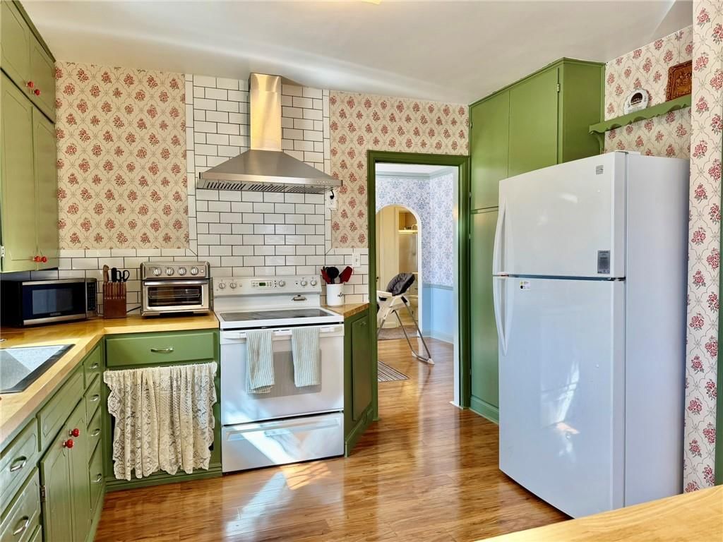 924 W 3rd Street — photo 13