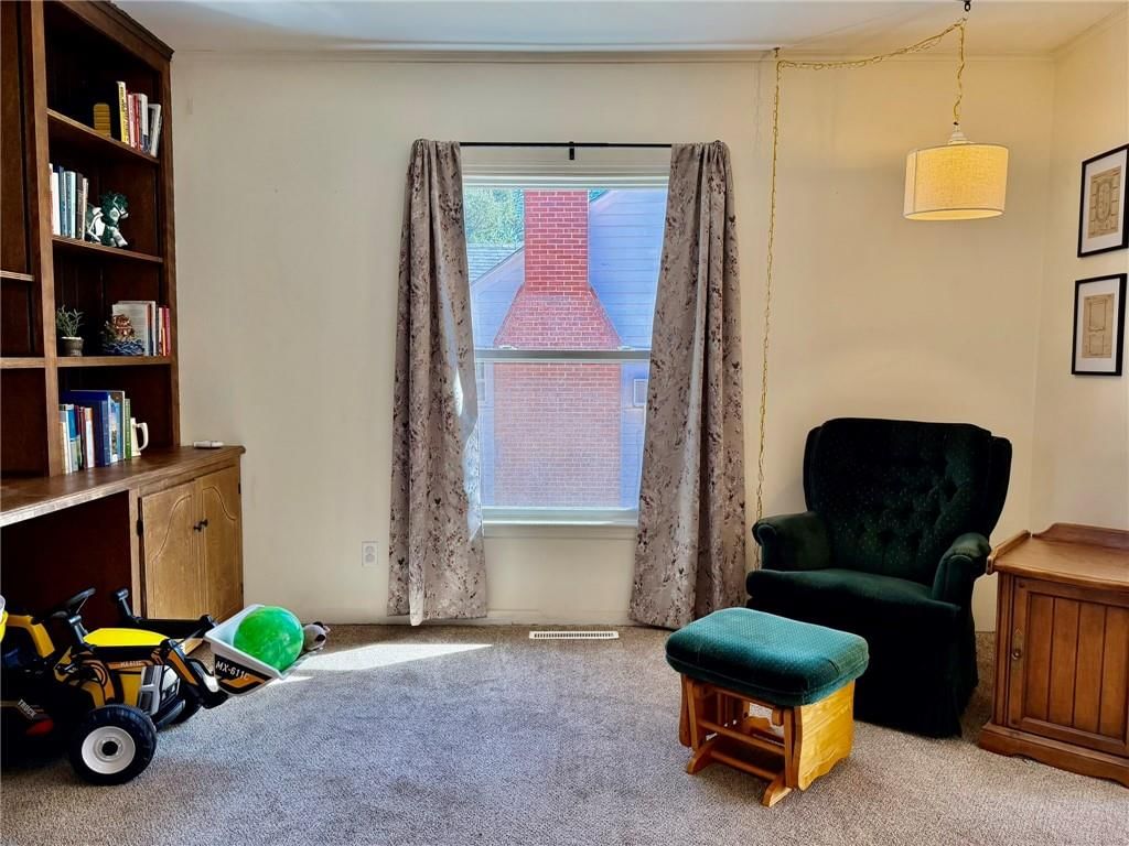 924 W 3rd Street — photo 18