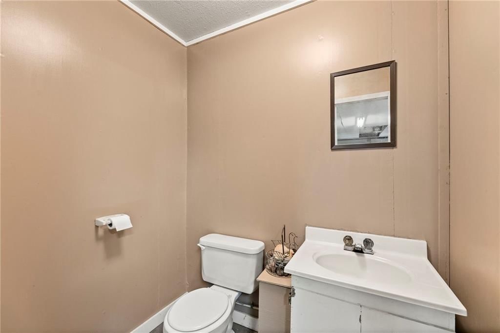 213 Beech Street — photo 36