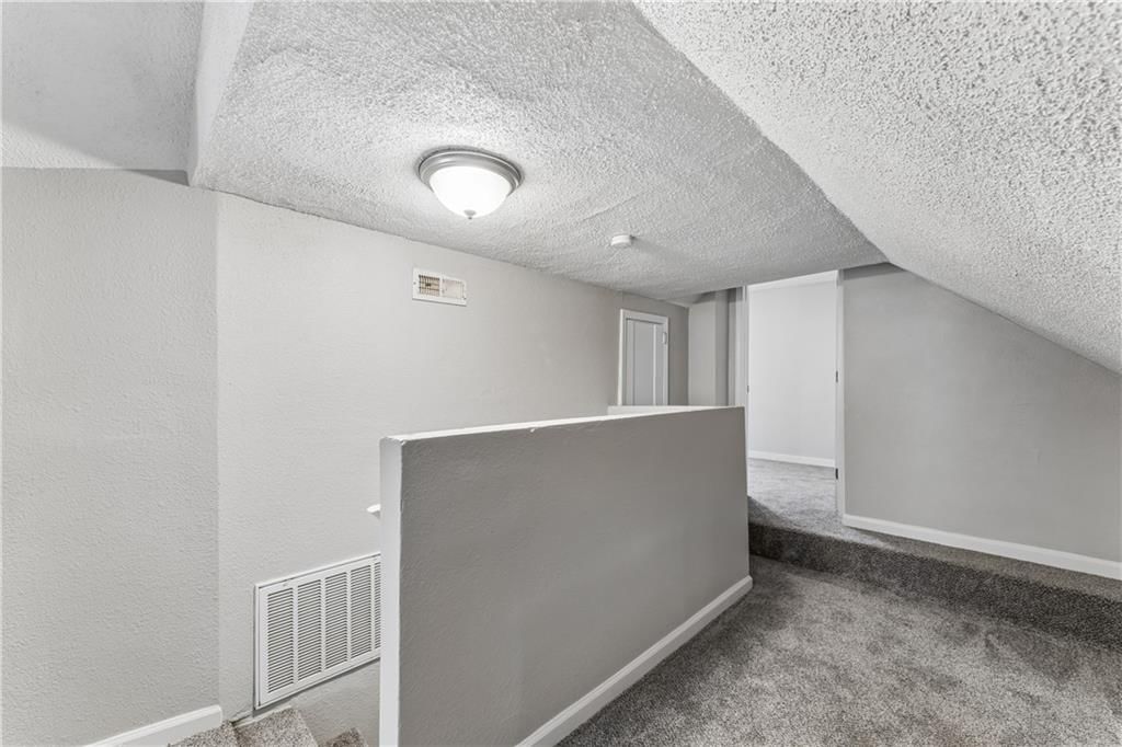 808 S SAVAGE Street — photo 27