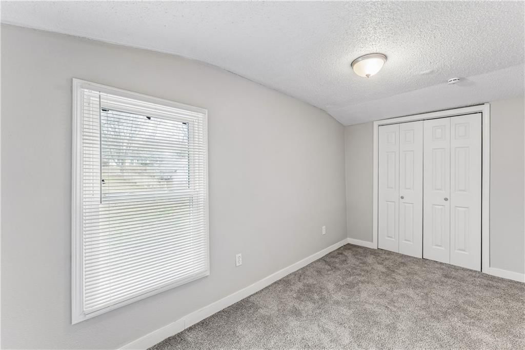 808 S SAVAGE Street — photo 32