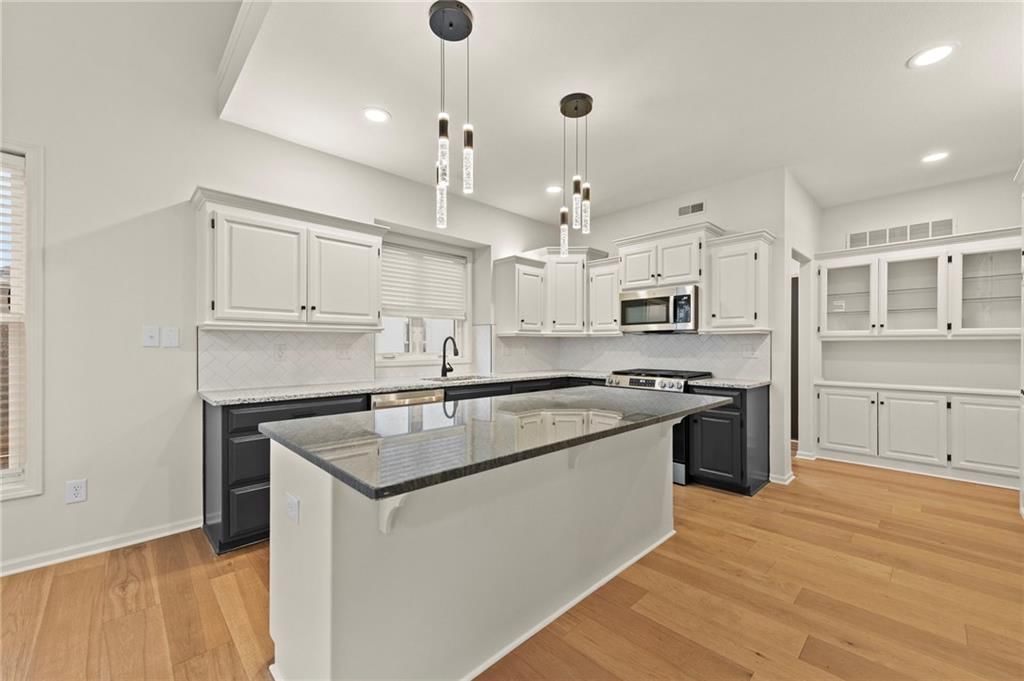 2821 SW Carlton Drive — photo 17