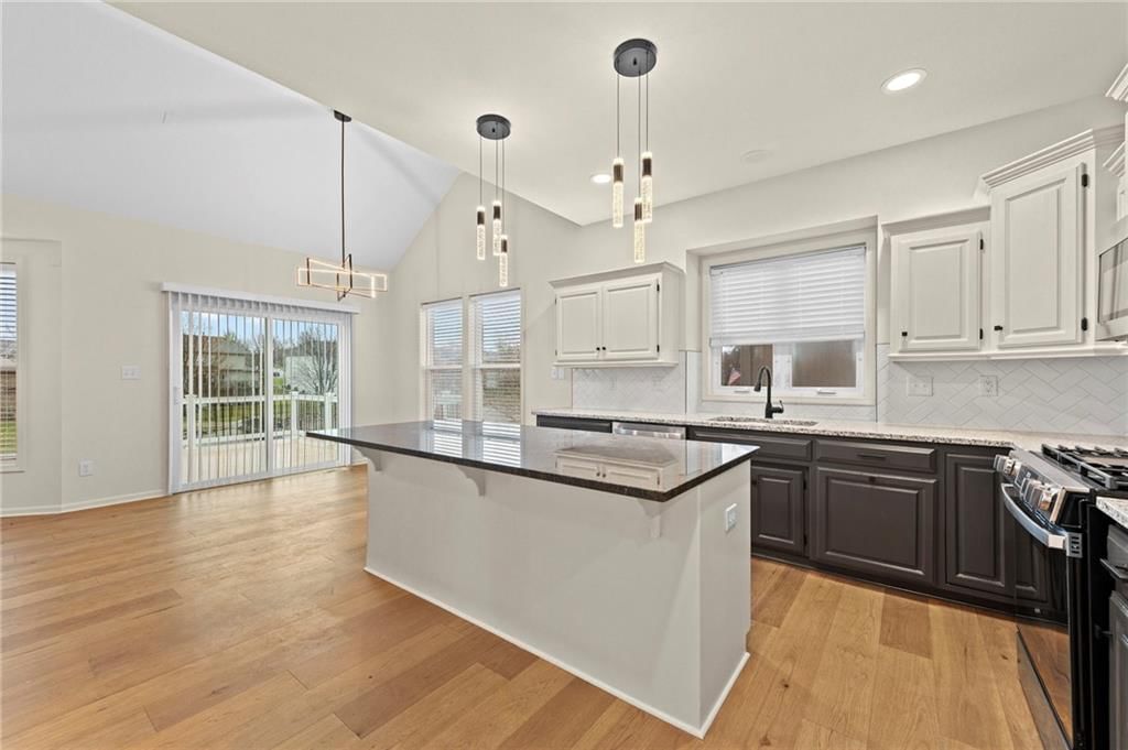 2821 SW Carlton Drive — photo 18
