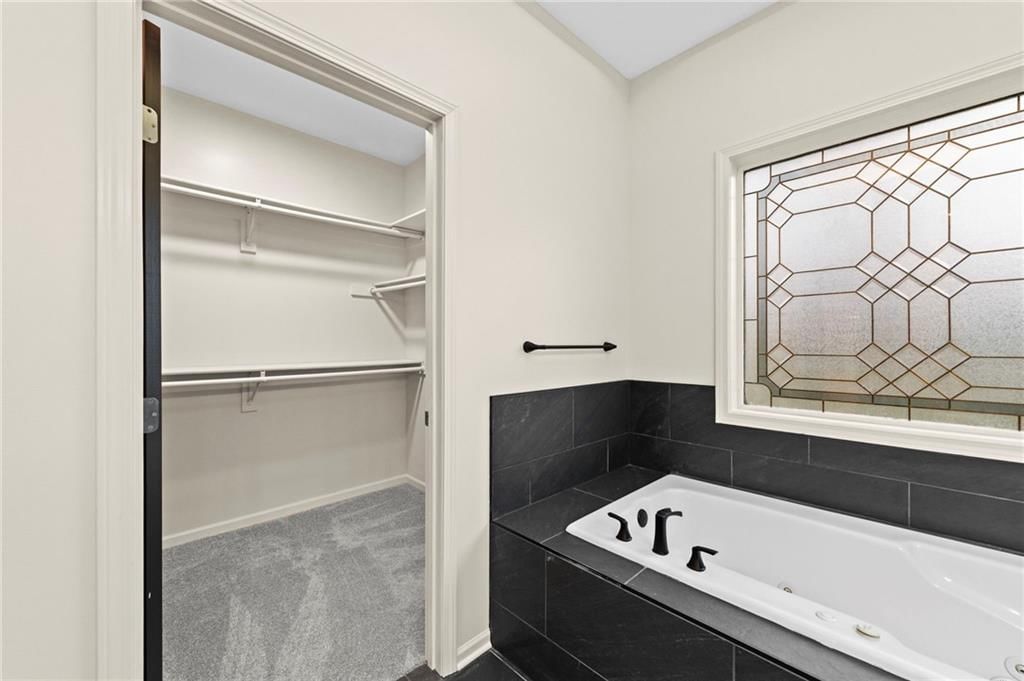 2821 SW Carlton Drive — photo 28