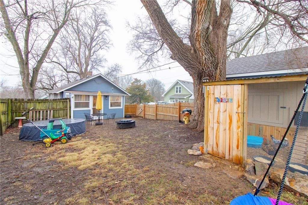 302 Cline Street — photo 18