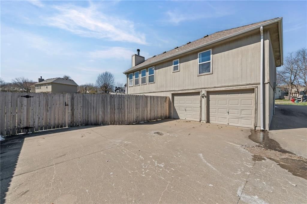 504 SE Chase Court — photo 6