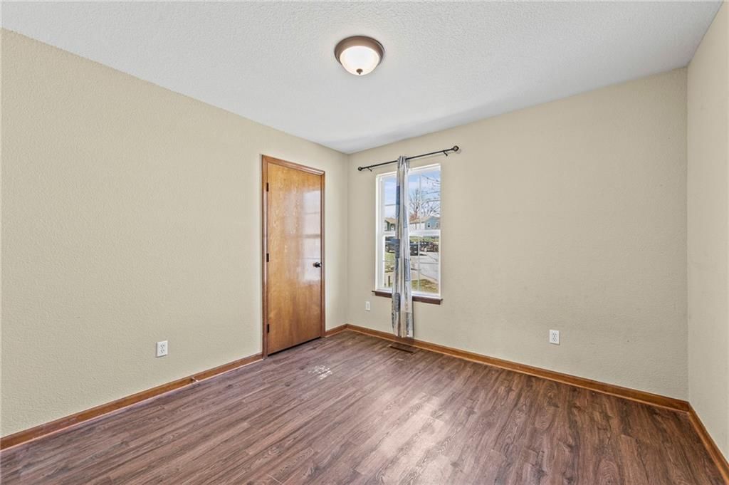 504 SE Chase Court — photo 13
