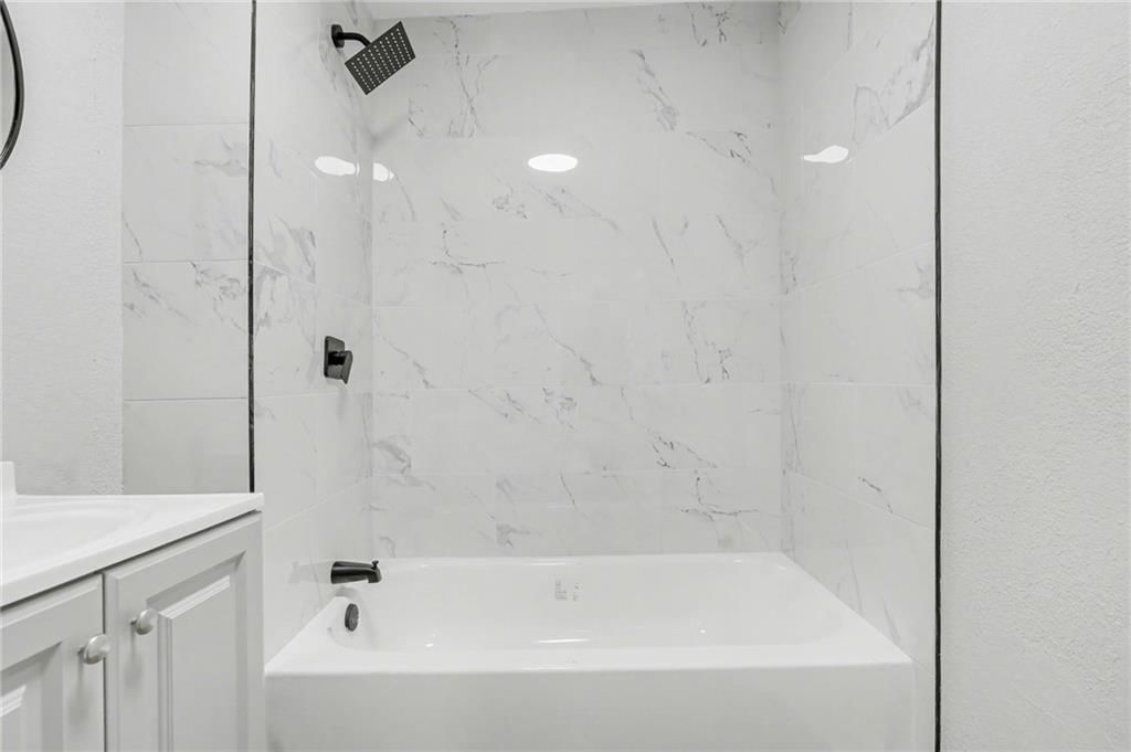 722 Stewart Avenue — photo 18
